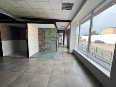 Stargard Na sprzedaż obiekt handlowo–magazynowy