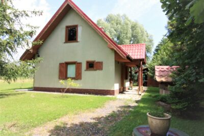 Na sprzedaż: Duża działka rekreacyjna z domkiem