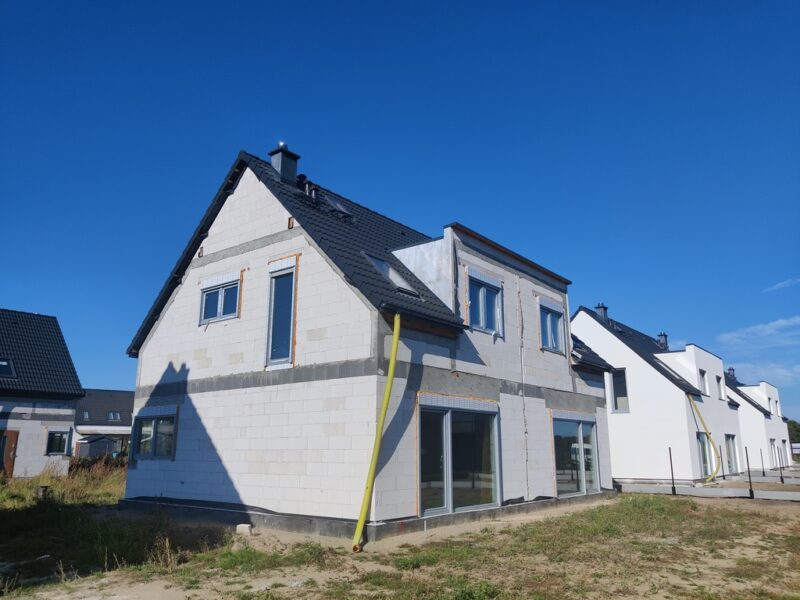 Dwa domy w cenie jednego apartamentu !!!