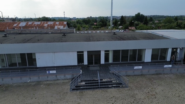 Stargard Na sprzedaż obiekt handlowo–magazynowy