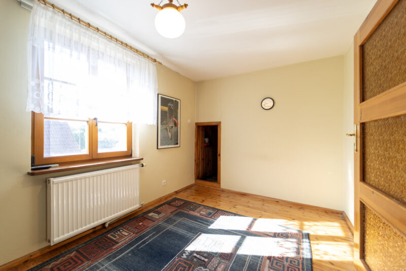 Dom wolnostojący z piwnicą