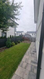 Apartamentowiec na Osowie, ogród 200 m2