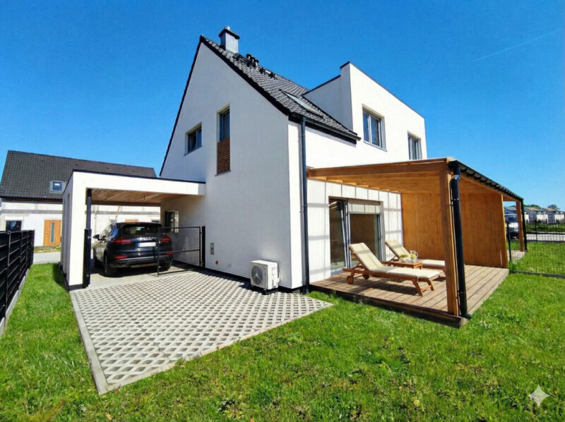Dwa domy w cenie jednego apartamentu !!!