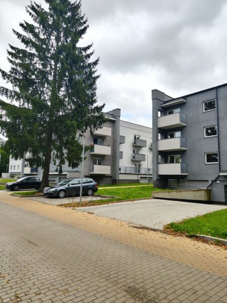 Przestronna kawalerka w nowej inwestycji !