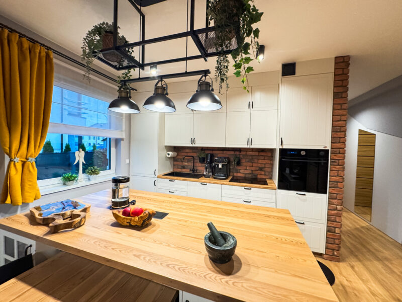 Nowoczesny apartament z dużym ogrodem i parkingiem