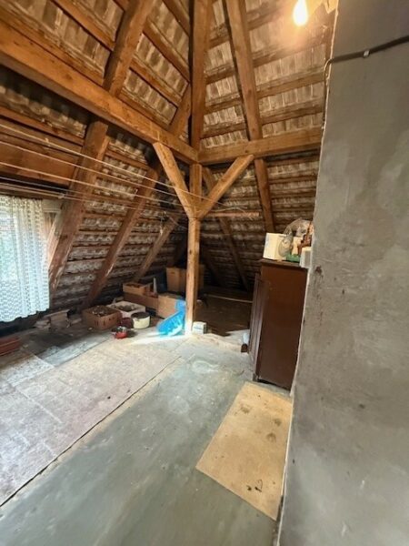 Piętro domu, 139m2, 3pokoje, działka, 410 tys.zł