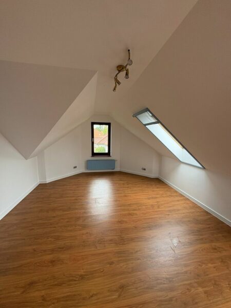 Przestronny dom wolnostojący 209 m²