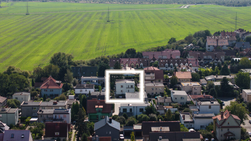 Gumieńce dom wolnostojący pow.178 m2, cena 1350000
