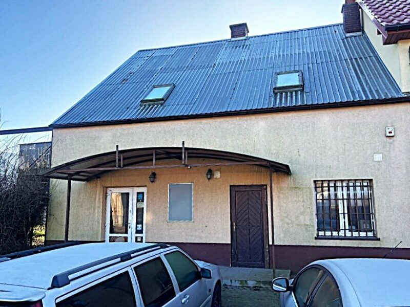 Lokal 142 m² z możliwością adaptacji na mieszkania