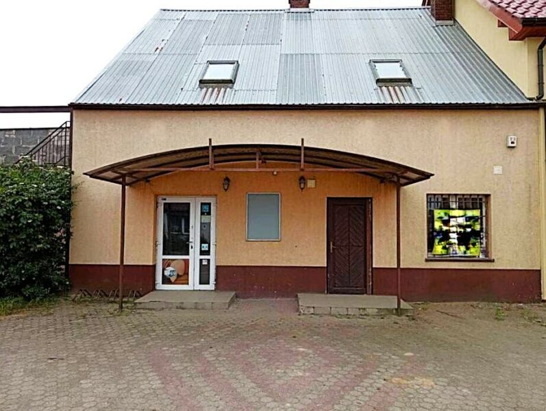 Lokal 142 m² z możliwością adaptacji na mieszkania