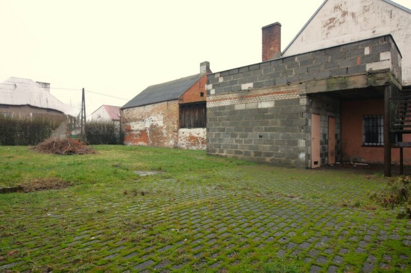 Lokal 142 m² z możliwością adaptacji na mieszkania