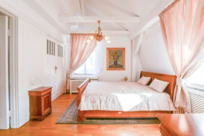 Apartament z tarasem z widokiem na morze.
