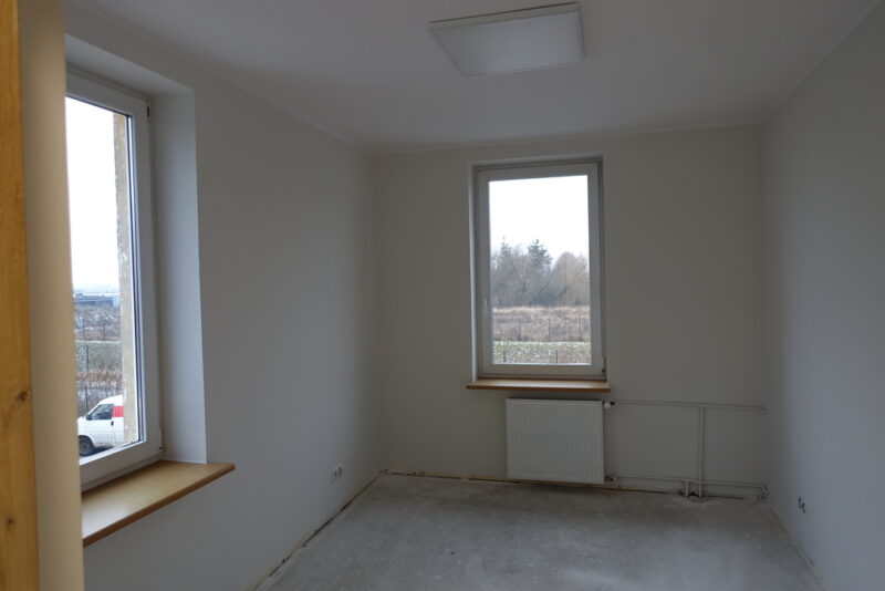 Budynek biurowy 343 m2 Gumieńce