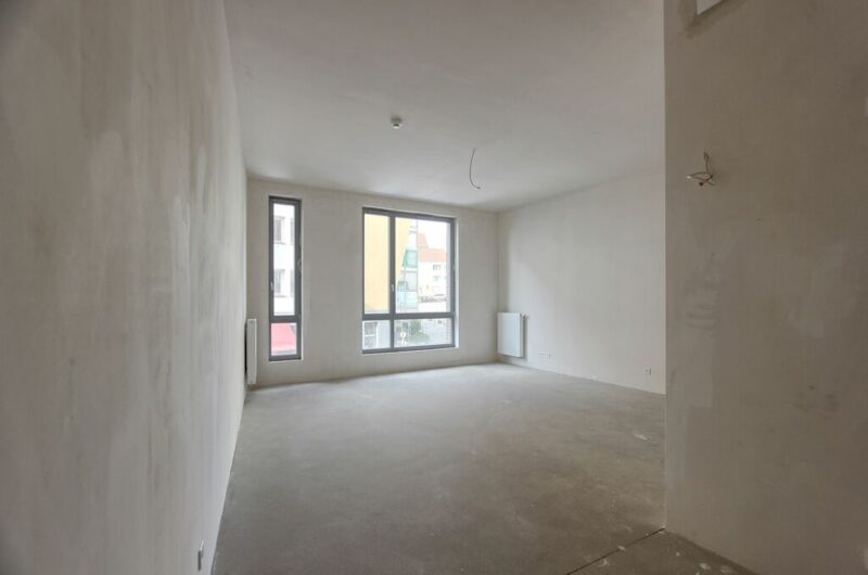 Lokal w apartamentowcu na Starym Mieście