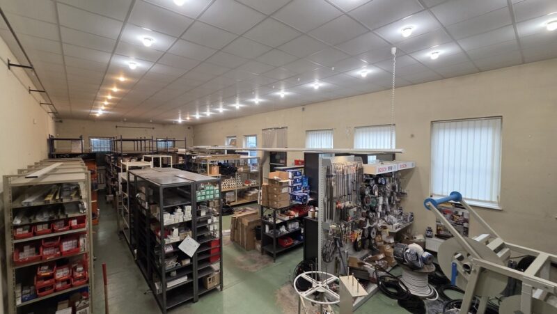 Dobra lokalizacja! Obiekt 500 m2. Prawobrzeże.