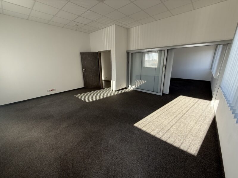 Na wynajem biuro 270m2 bdb standard