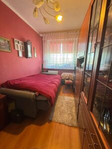 Na sprzedaż 3 pokoje mieszkanie 63m2 ul Romera
