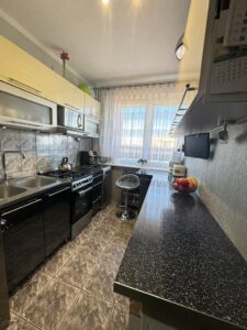Na sprzedaż 3 pokoje mieszkanie 63m2 ul Romera