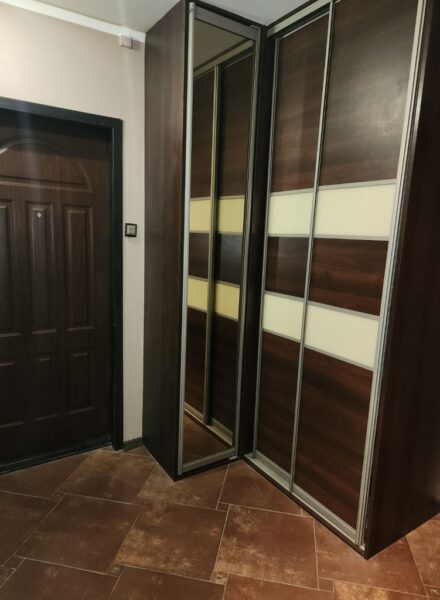 Dwupokojowe mieszkanie niedaleko Fabryki Wody
