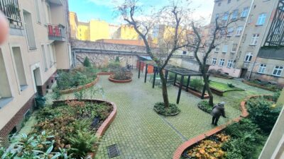 Apartament w odrestaurowanej kamienicy