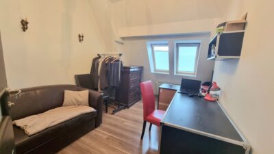 Apartament w odrestaurowanej kamienicy