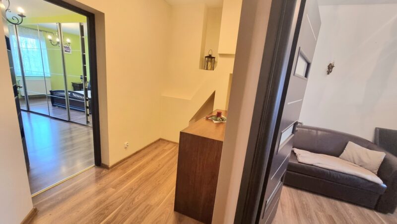 Apartament w odrestaurowanej kamienicy