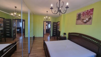 Apartament w odrestaurowanej kamienicy