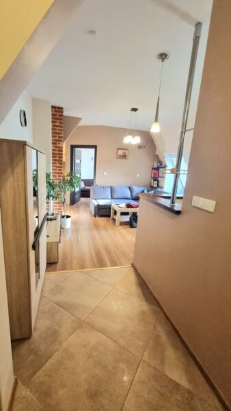 Apartament w odrestaurowanej kamienicy