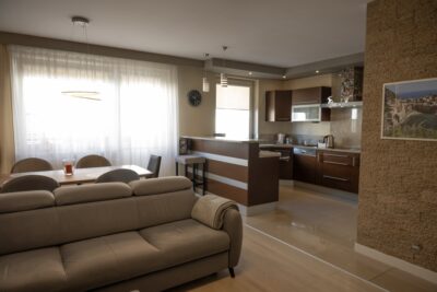 ŚLICZNE 74m2 W centrum, 2 Balkony Winda, parking