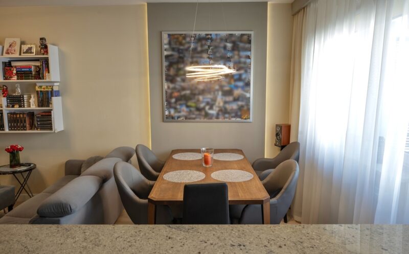 ŚLICZNE 74m2 W centrum, 2 Balkony Winda, parking