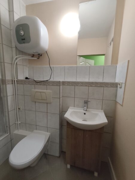 Żelechowa, kawalerka, m. postojowe, ogródek 1350zł