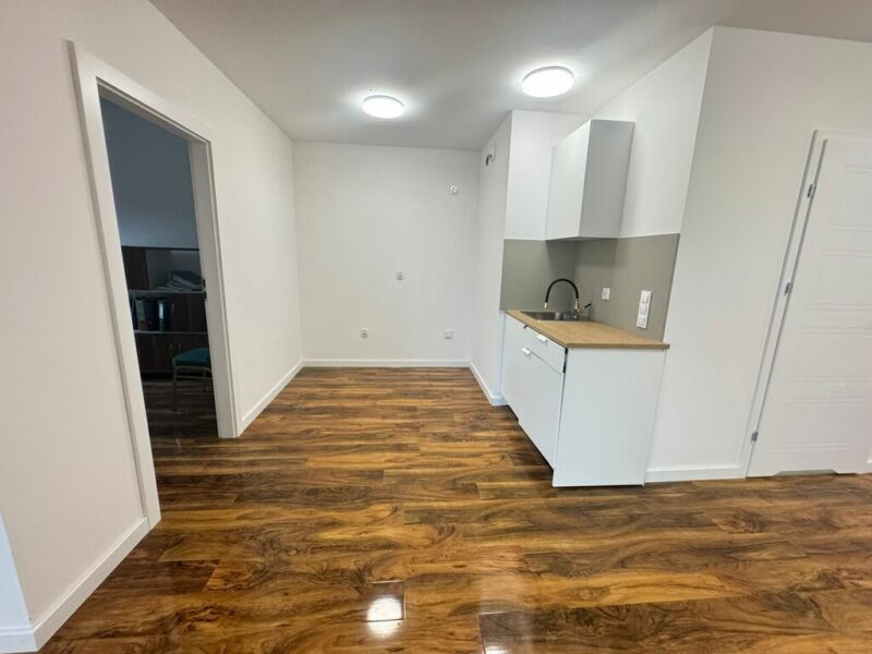 Stylowy lokal w sercu Reda City 3 pokoje 67m2