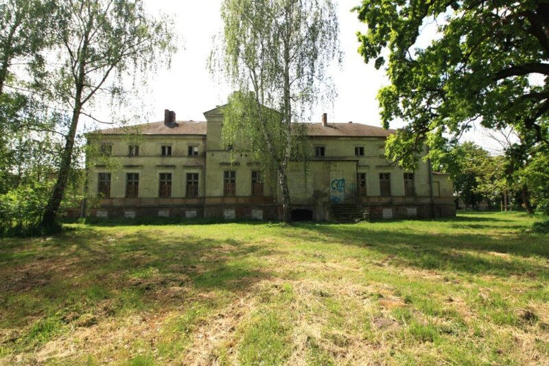 Sprzedaż pałacu, wyjątkowa nieruchomość-Nowa cena
