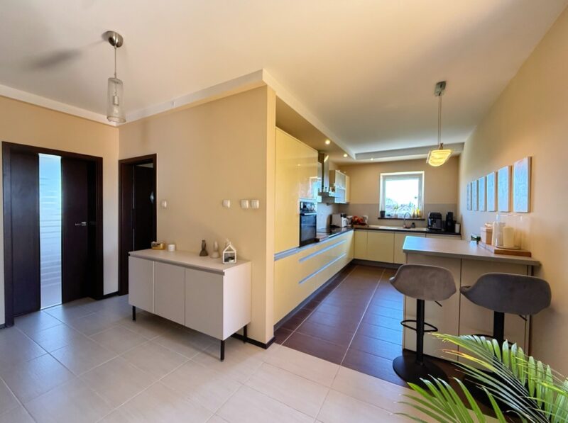 4-pok. 96 m² z panoramicznym widokiem | Warszewo