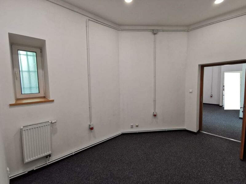Lokal 240m2 - ścisłe Centrum, super cena!