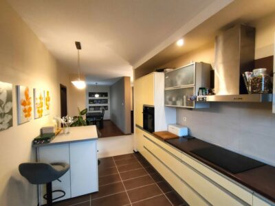 4 pokoje, 96 m², balkon z panoramą miasta