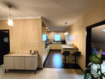 4 pokoje, 96 m², balkon z panoramą miasta