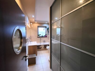 4 pokoje, 96 m², balkon z panoramą miasta