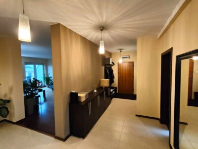 4 pokoje, 96 m², balkon z panoramą miasta