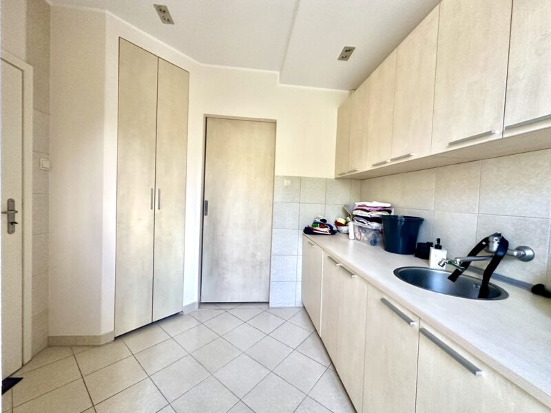 Dom 200 m² fotowoltaika rekuperacja ogród