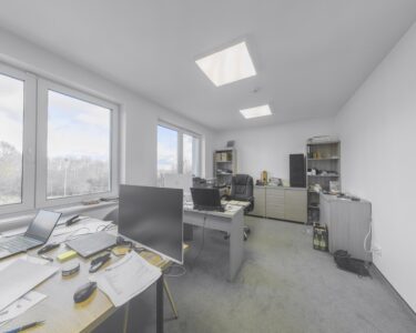 Nowoczesna Powierzchnia Biurowa 244 m²