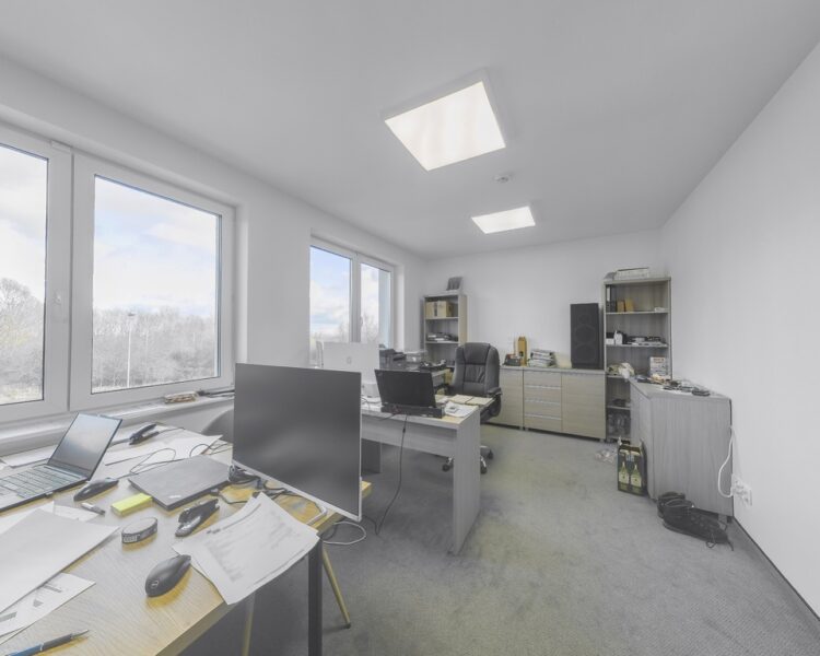 Nowoczesna Powierzchnia Biurowa 244 m²
