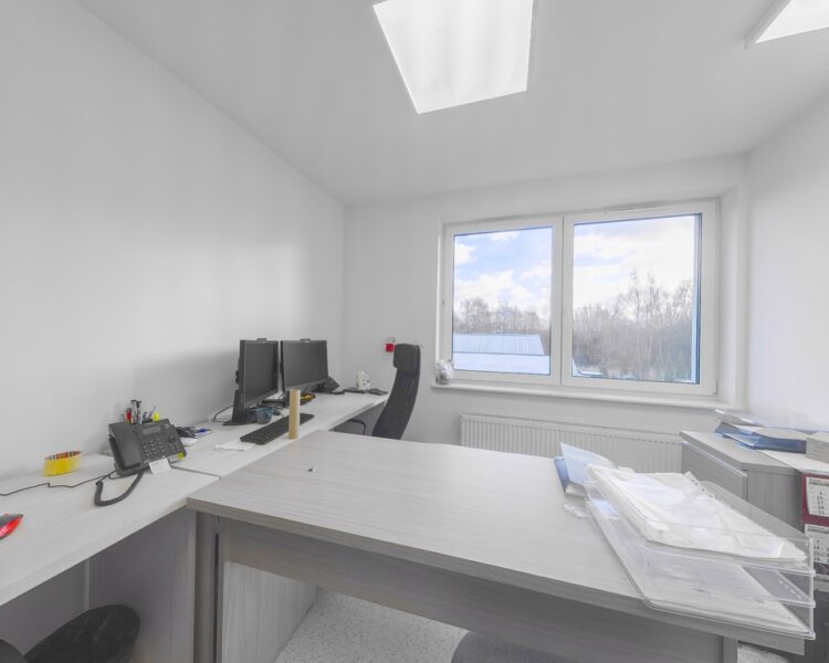 Nowoczesna Powierzchnia Biurowa 244 m²