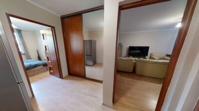 DO NEGOCJACJI 2 pokoje z balkonem i m. postojowym