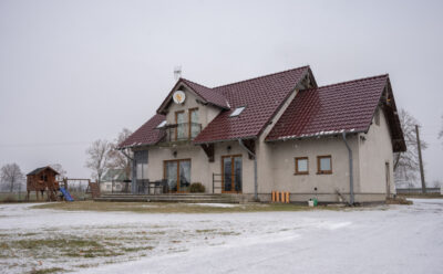 Dom wolnostojący, stawy, wędzarnia -duża działka