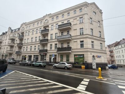 2 pok. zadbana kamienica, balkon, I Piętro, 69m2