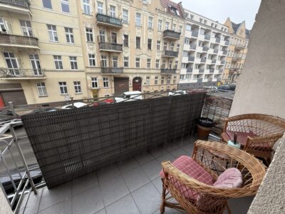 2 pok. zadbana kamienica, balkon, I Piętro, 69m2