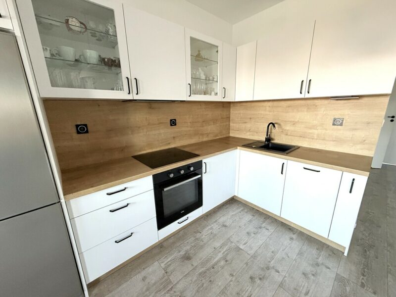 Dąbie 3 pok lub 4pok+ m. parkingowe, balkon 2019 r