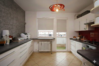 Os.Chopina cztery pokoje - przestronny balkon.