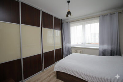 Os.Chopina cztery pokoje - przestronny balkon.